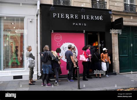 pierre hermé bonaparte paris.